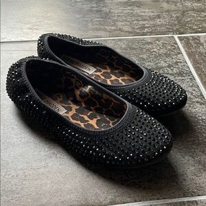 Steve Madden Black Studded Flats